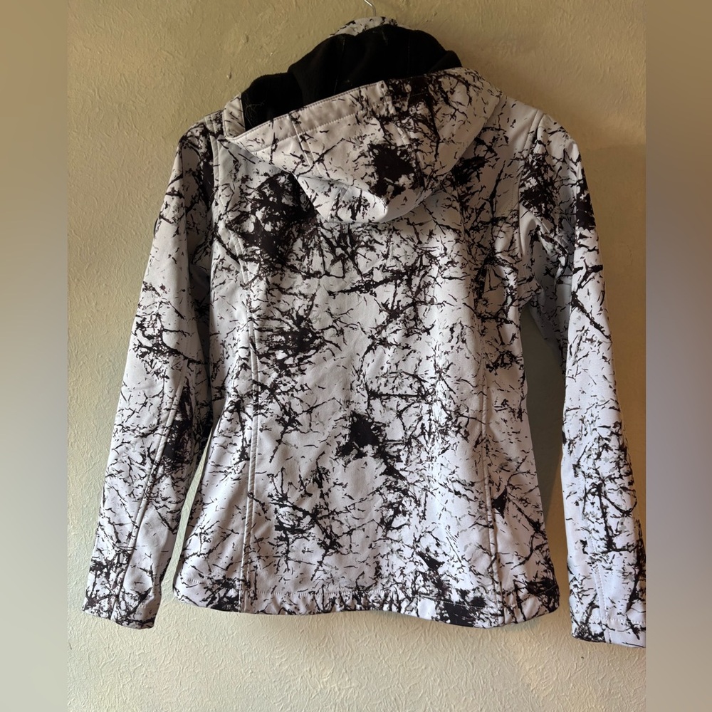 Zyia Women's Black and White Squall Jacket‎ size S - Picture 3 of 6